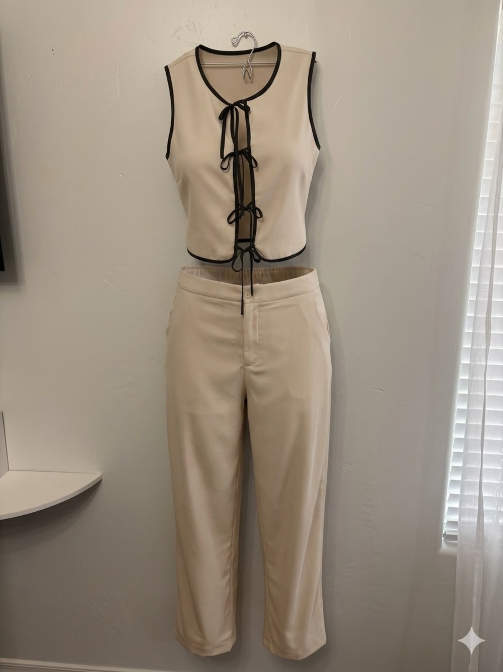 Shein two-piece beige tie-front cardigan set with black contrast . Large Tall